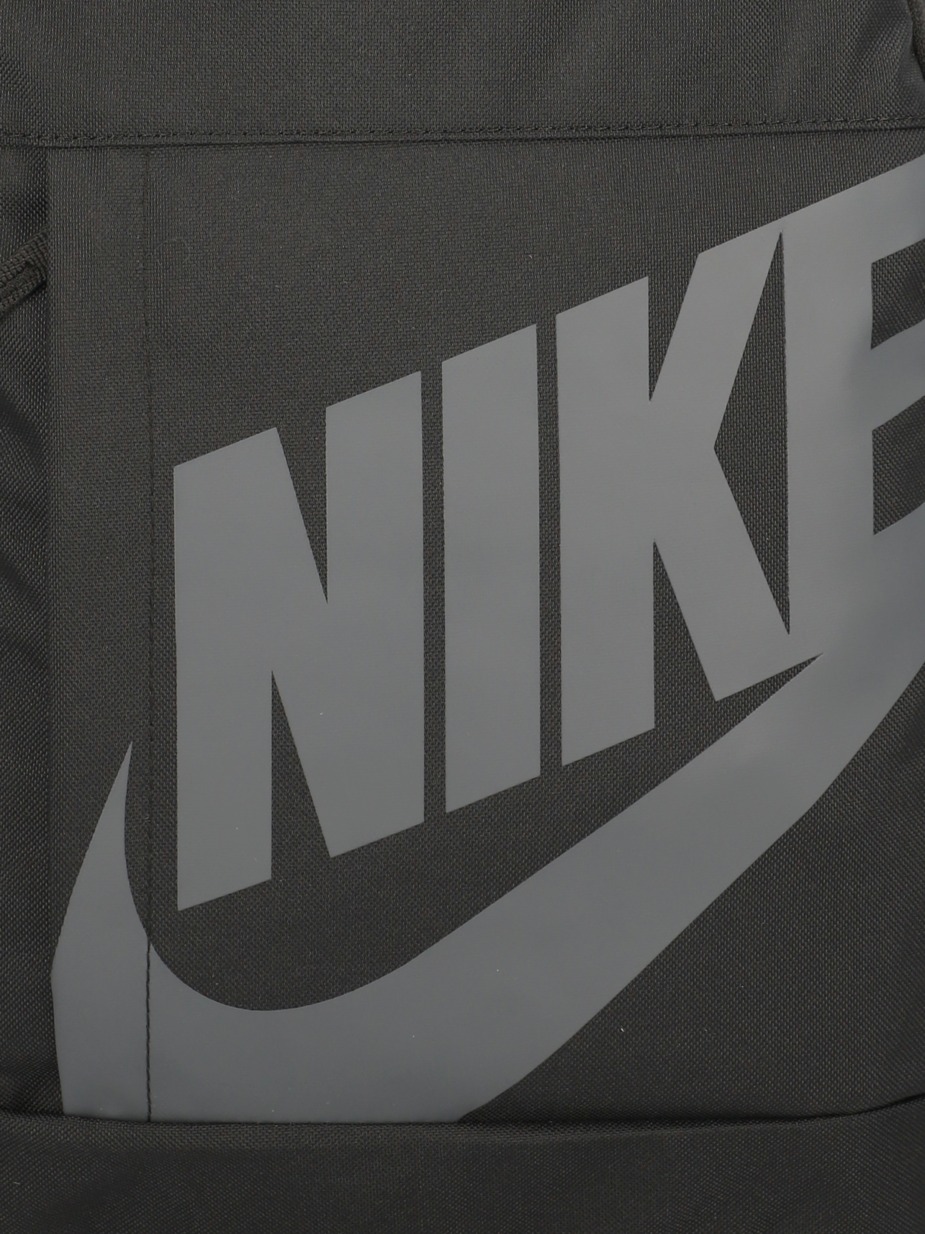 Nike Elemental