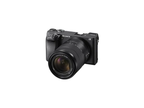 Sony SEL18135 - Zoomobjektiv - 18 mm - 135 mm - f/3.5-5.6 E OSS - Sony E-mount - for Cinema Line; a VLOGCAM; a1; a1 II; a6700; a7 IV; a7C; a7C II; a7CR; a7R V; a7s III; a9 III