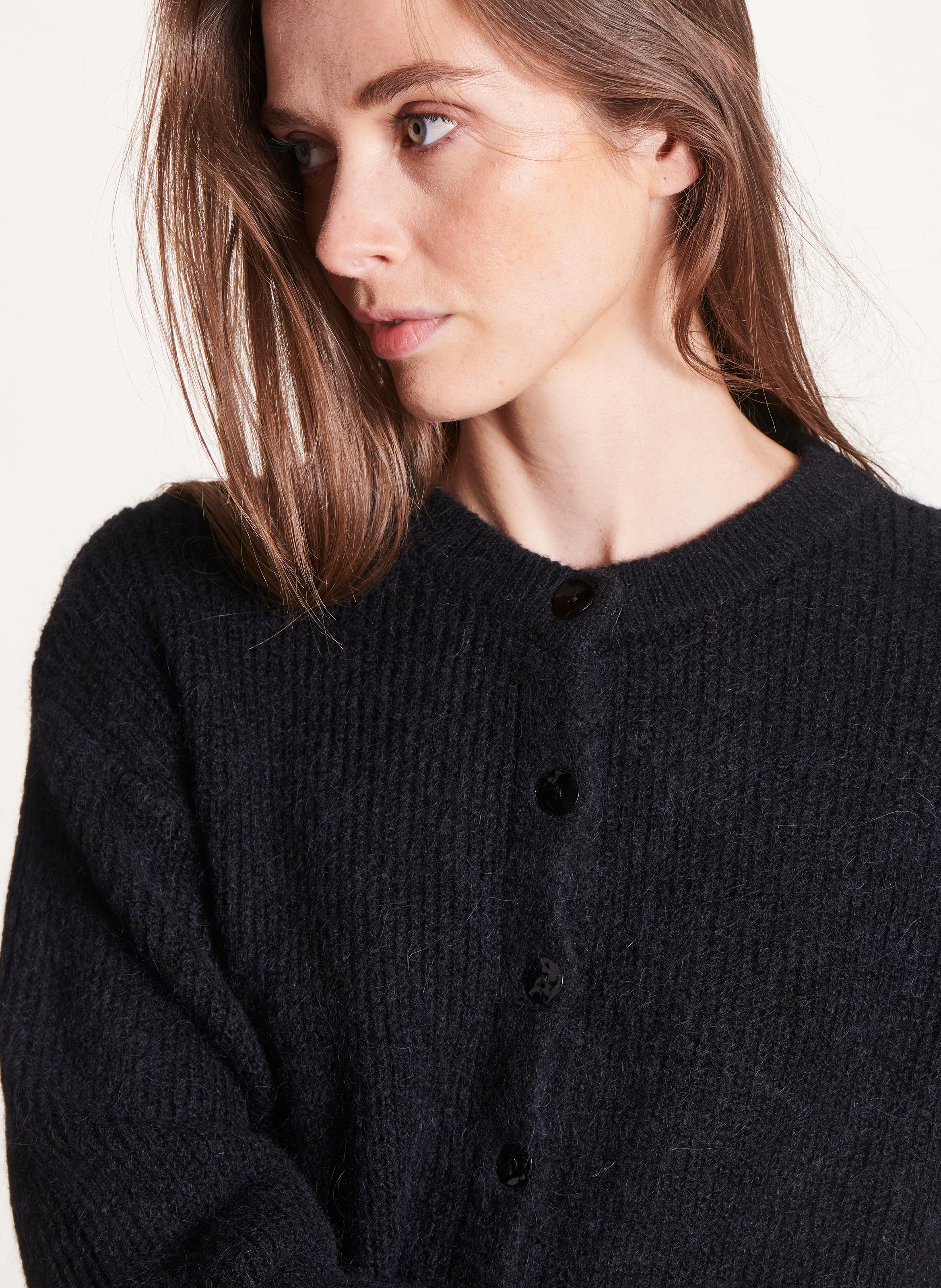 Gilet droit col rond en maille mélangée | Noir