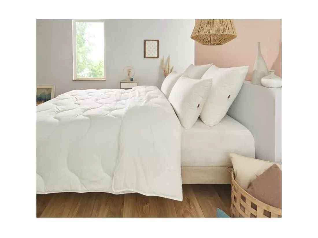 Couette 220 x 240 cm DODO Chaude