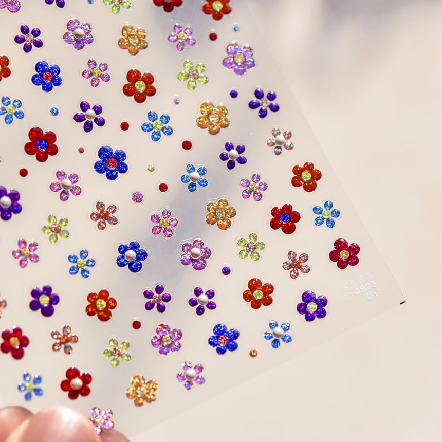 tomoni - Bloemennagelstickers (verschillende ontwerpen)