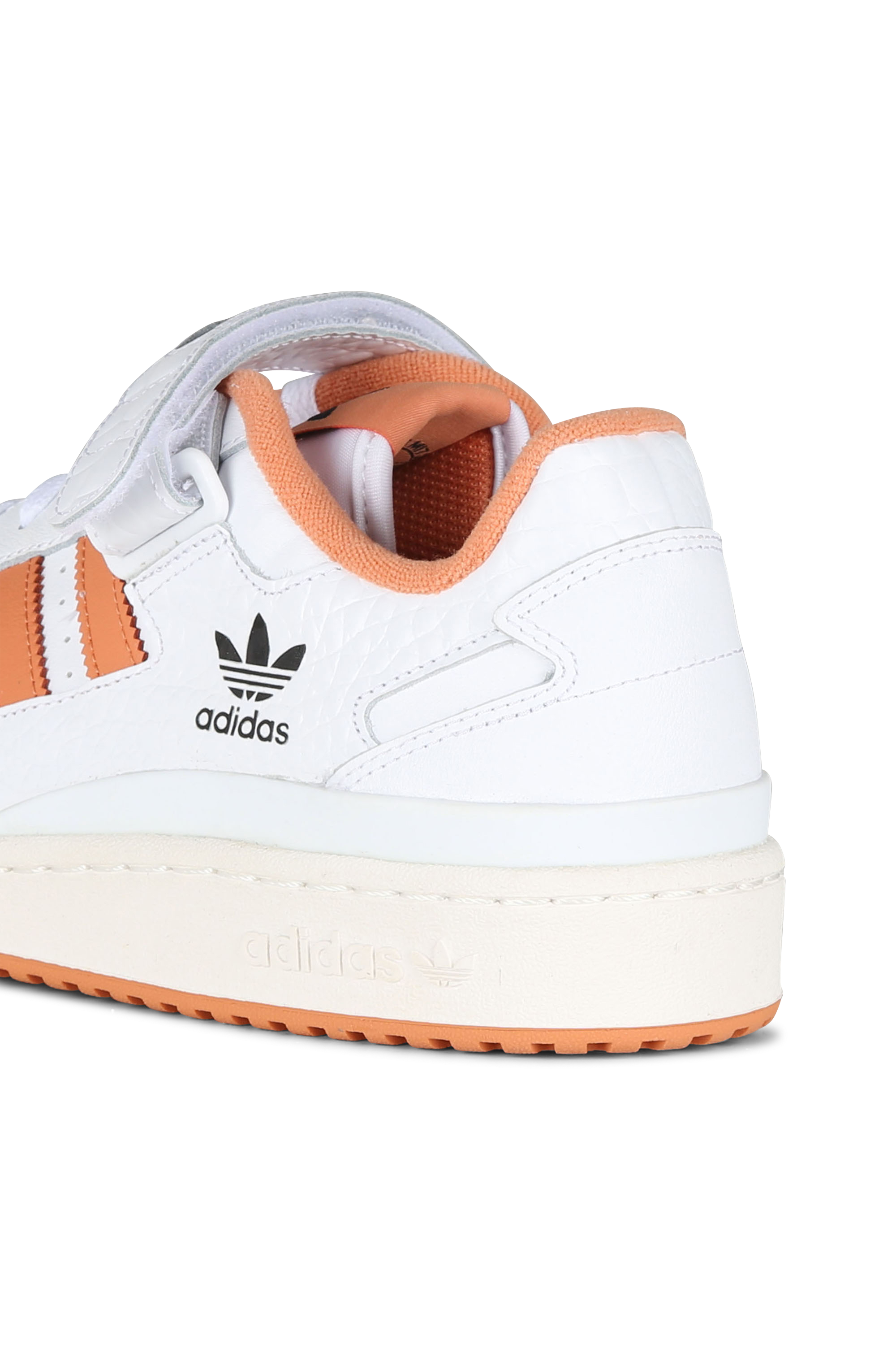 ADIDAS Baskets Forum Low Blanc