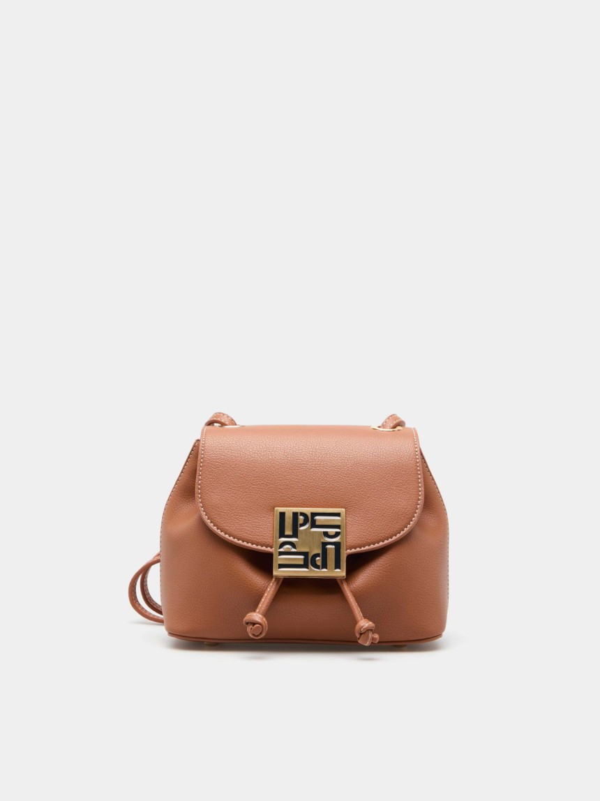 Mini mochila com aplique metálico