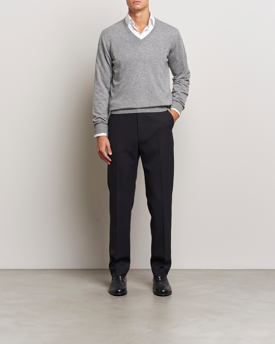 Piacenza Cashmere Cashmere V Neck Sweater Light Grey