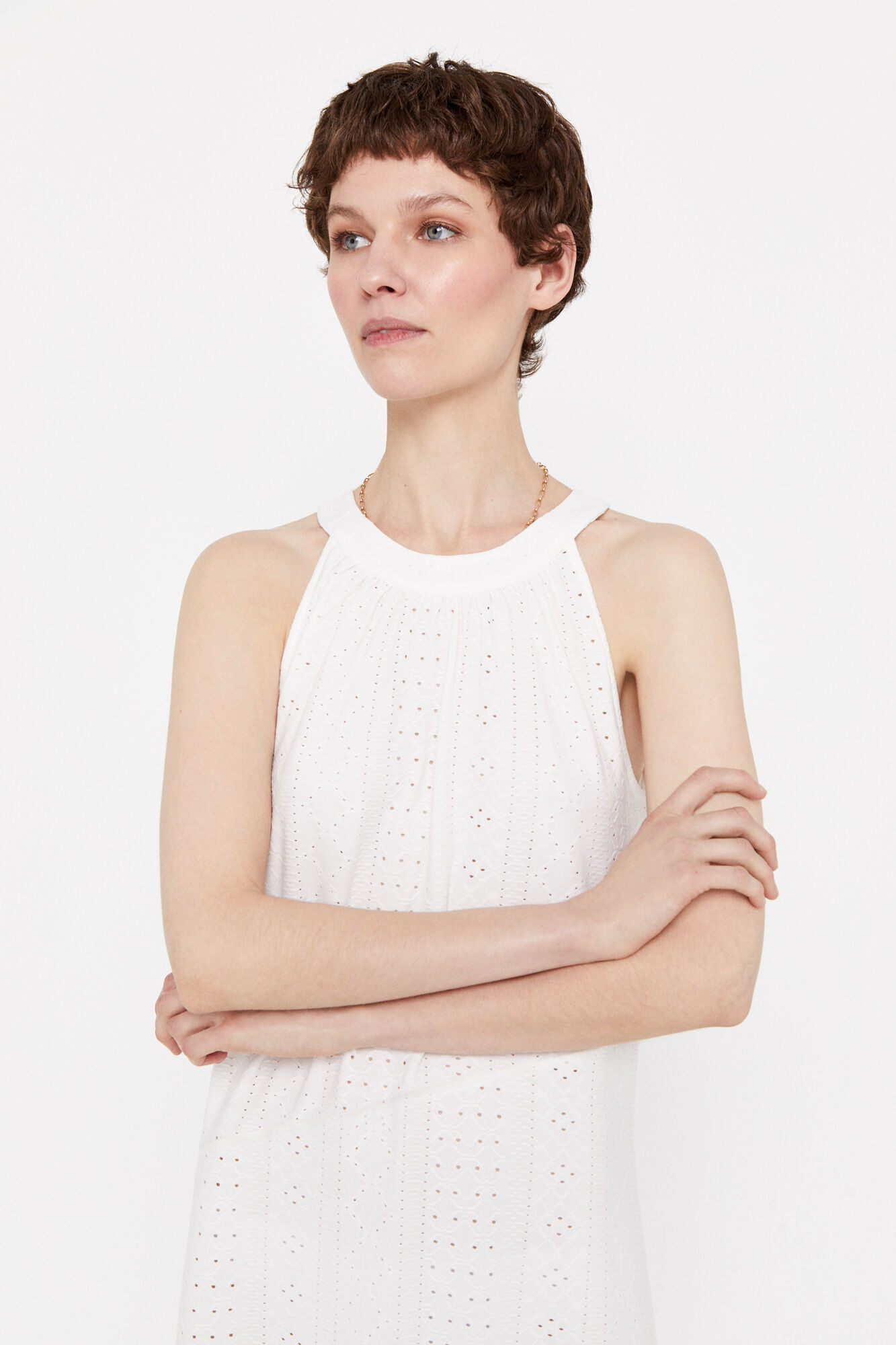 Vestido frente única com detalhes vazados - Branco