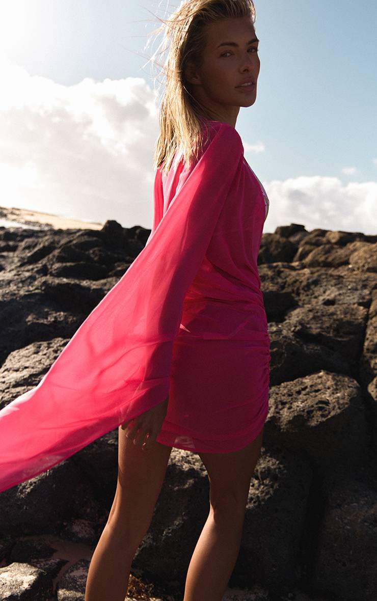 Fuchsia Robe De Plage Courte En Mousseline Décolleté Plongeant
