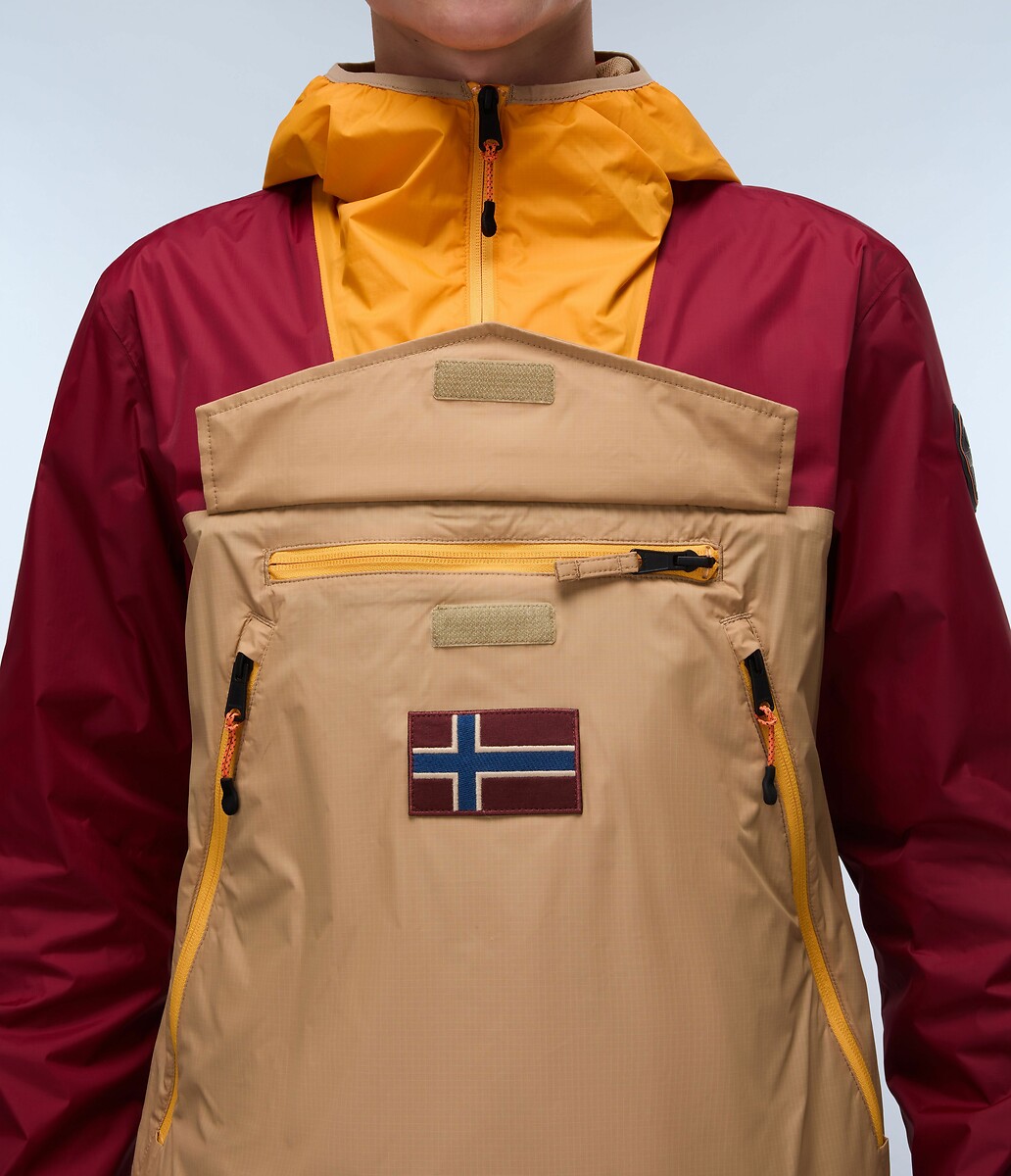 NAPAPIJRI<br>Colete Rainforest Pocket 2
