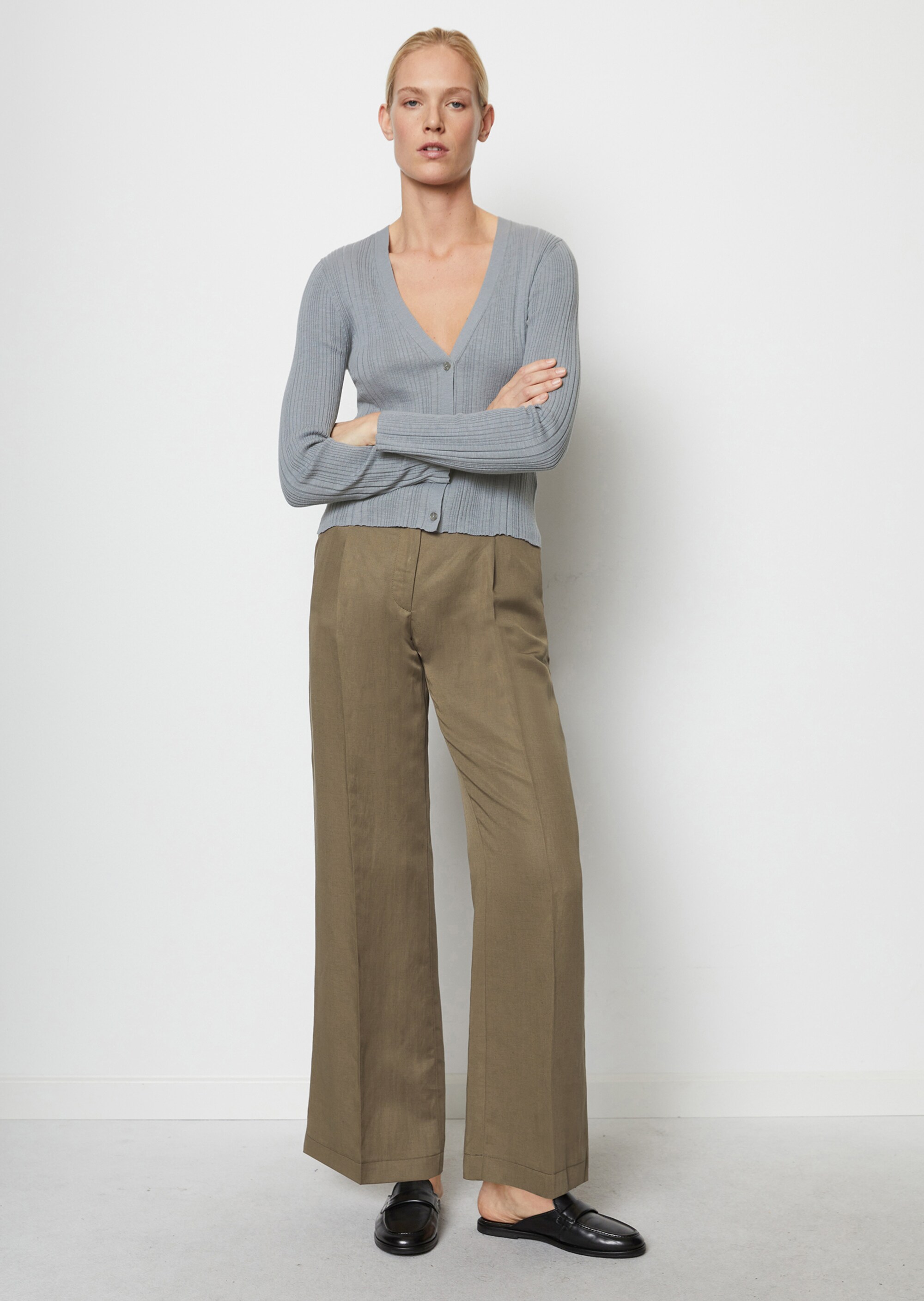 Rippstrick-Cardigan slim aus Organic Cotton-Leinen-Slub-Garn