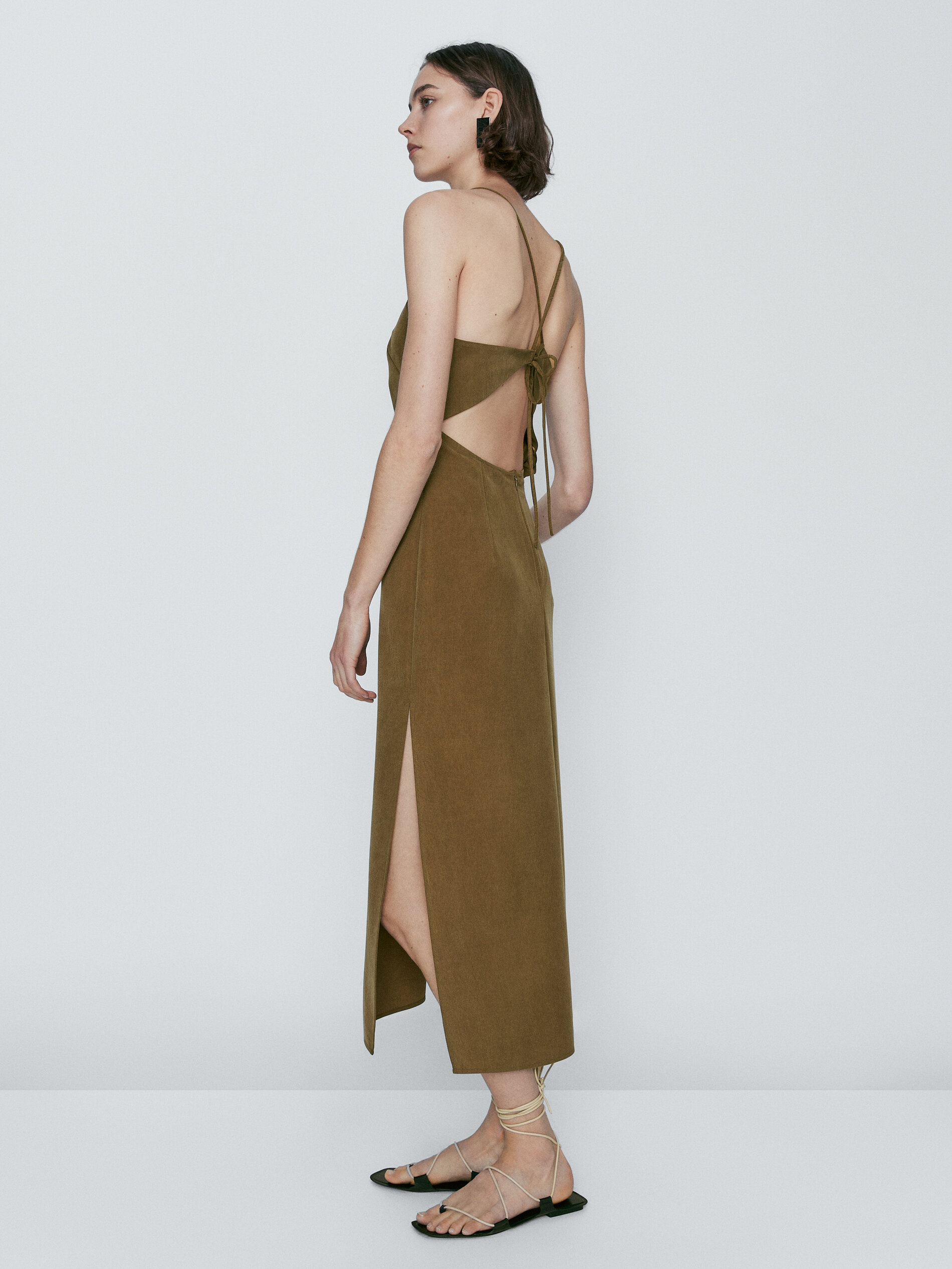 Vestido midi com fecho de zíper e amarração - Cáqui