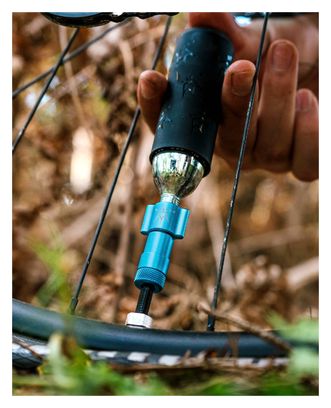 Gonfleur CO2 Peaty's Holeshot Route/Gravel Turquoise   2 Cartouches de CO2 (16g)