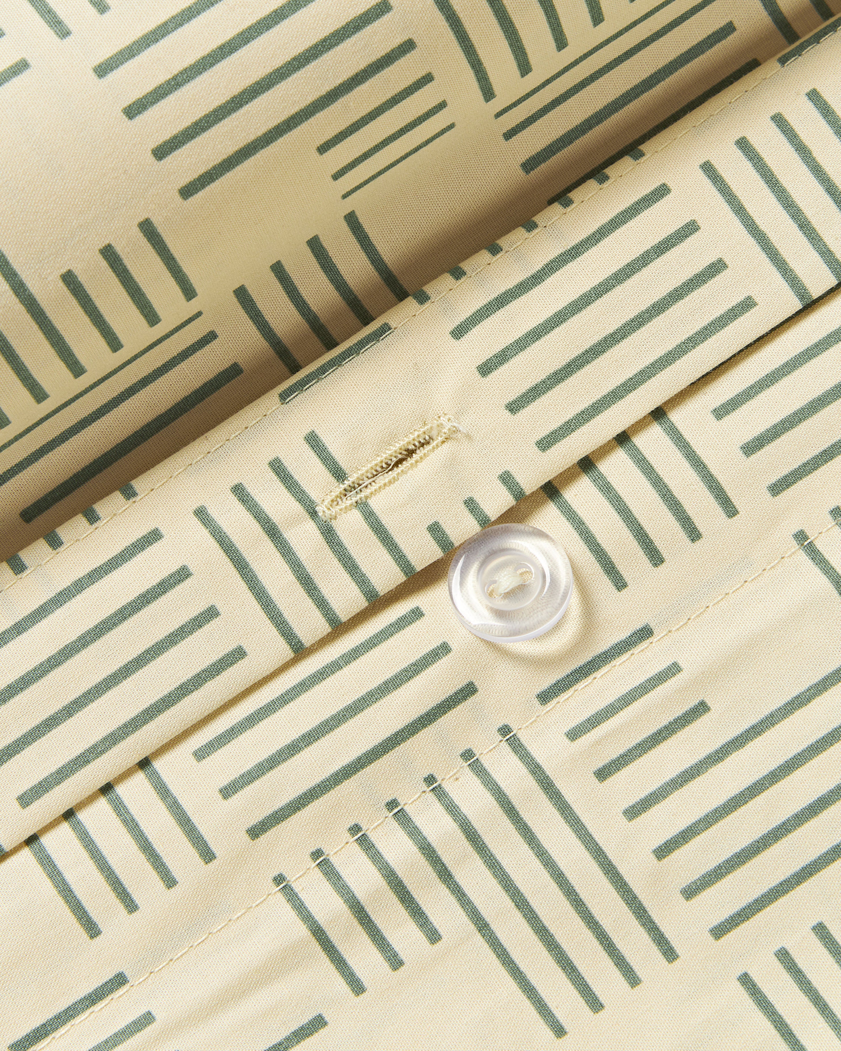 Katoenen perkal kussenhoes Inki met geometrische print
