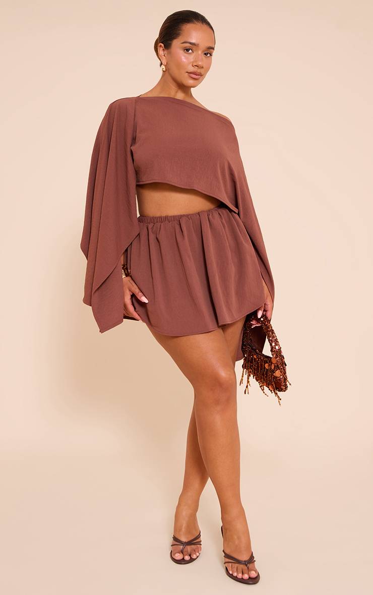 Chocolat Short Évasé En Satin Martelé Shape