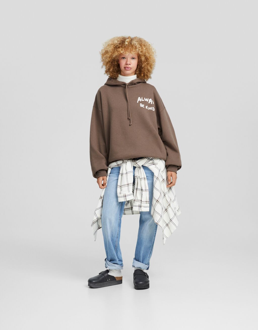Moletom com capuz estampado