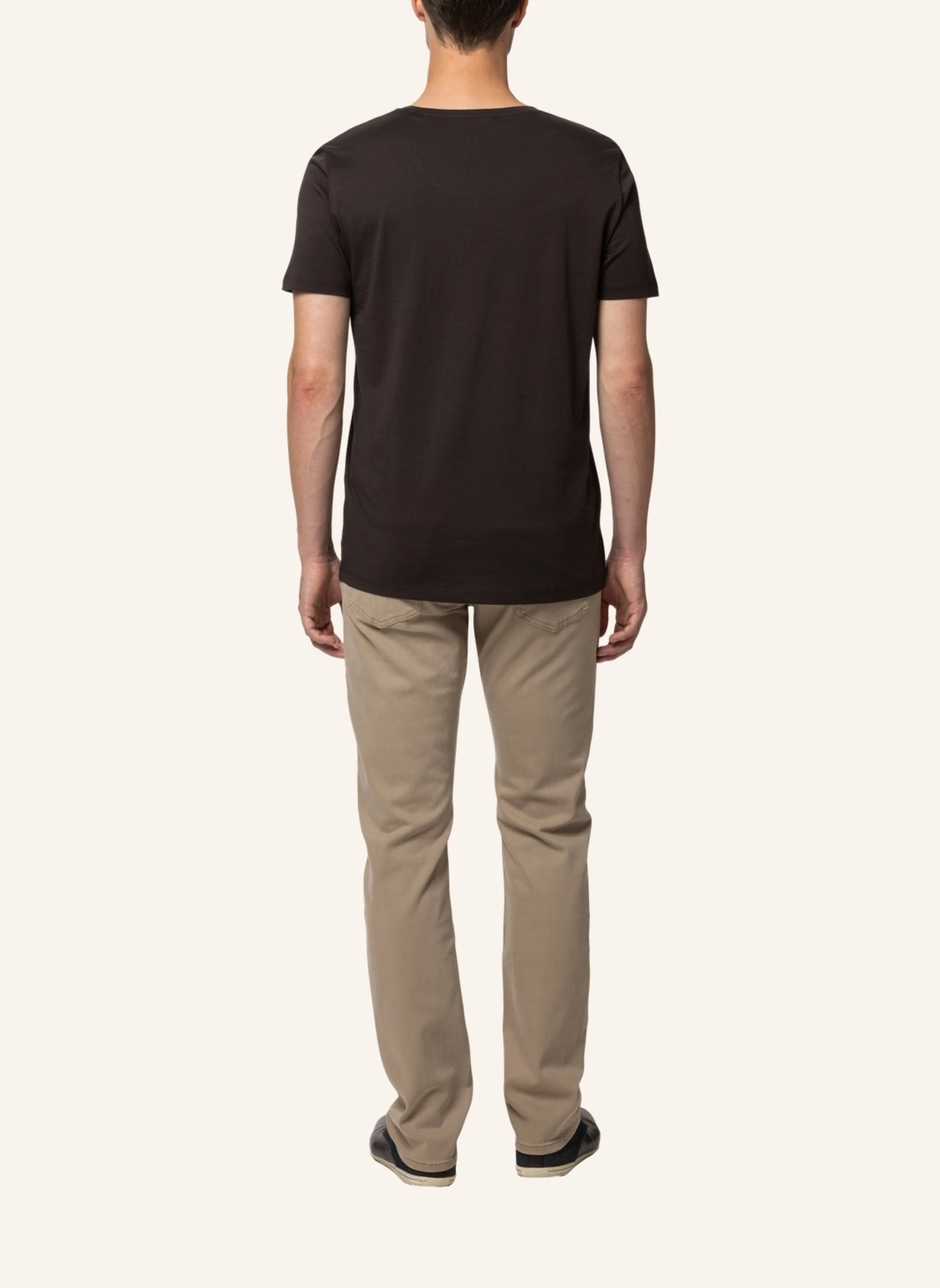 TRUSTED HANDWORK Round Neck 1/2-Sleeve T-Shirt
