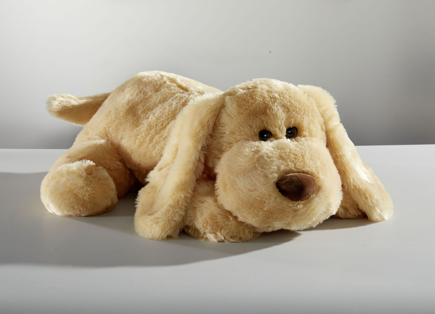 Flauschiger Plüsch-Hund