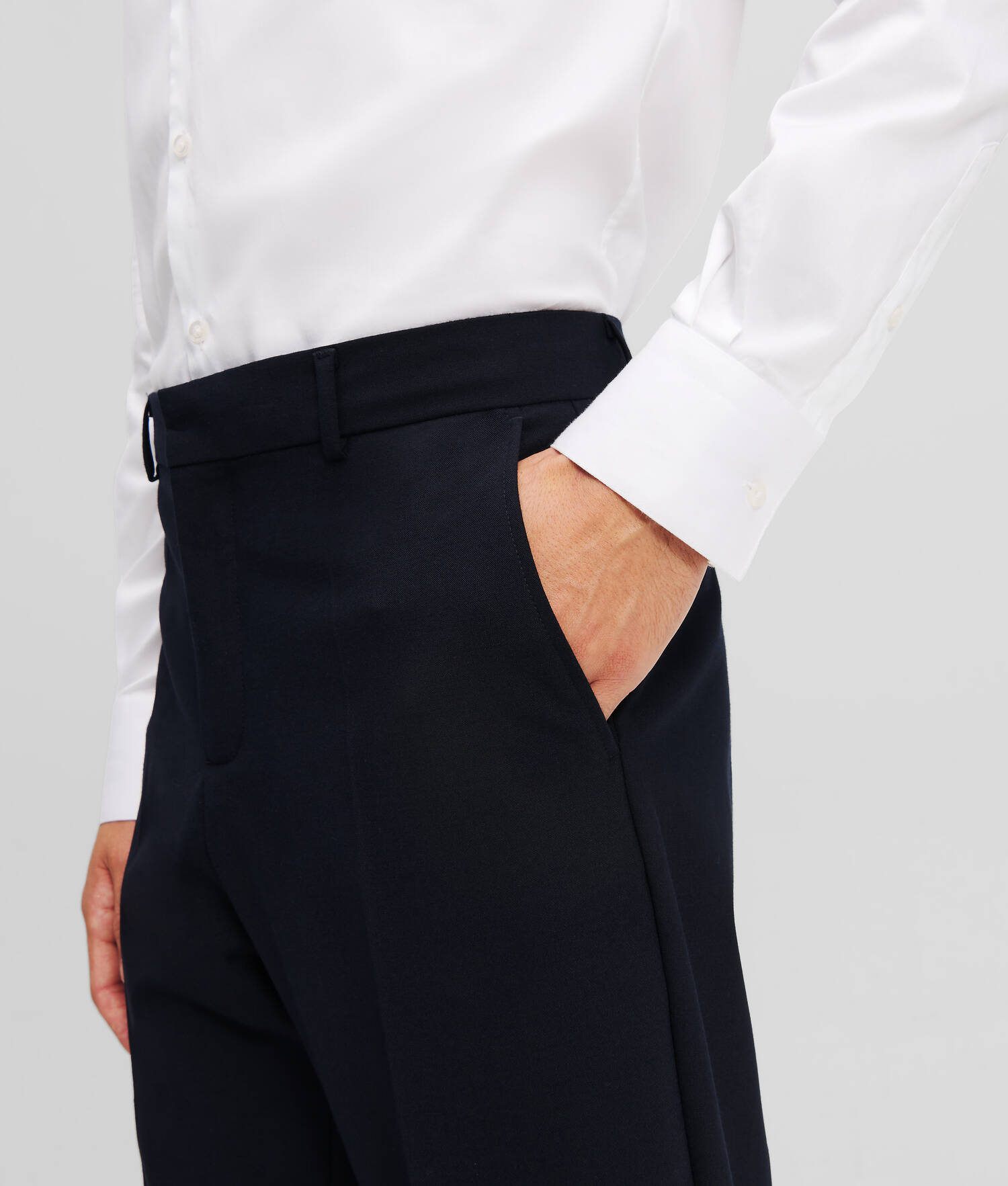 CHEMISE COUPE MODERNE