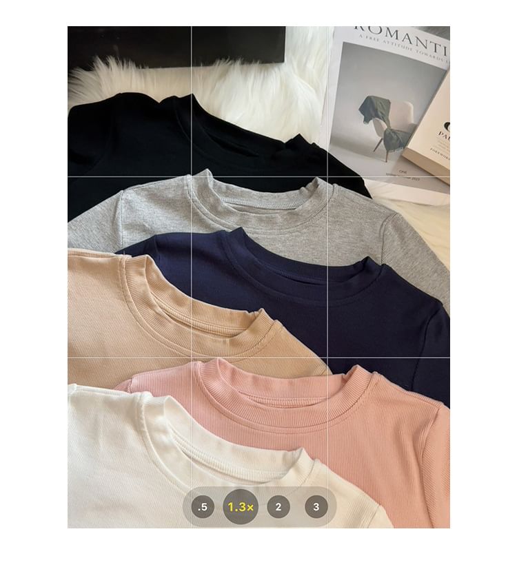 Asiris - T-shirt met korte mouwen, ronde hals en effen slim fit