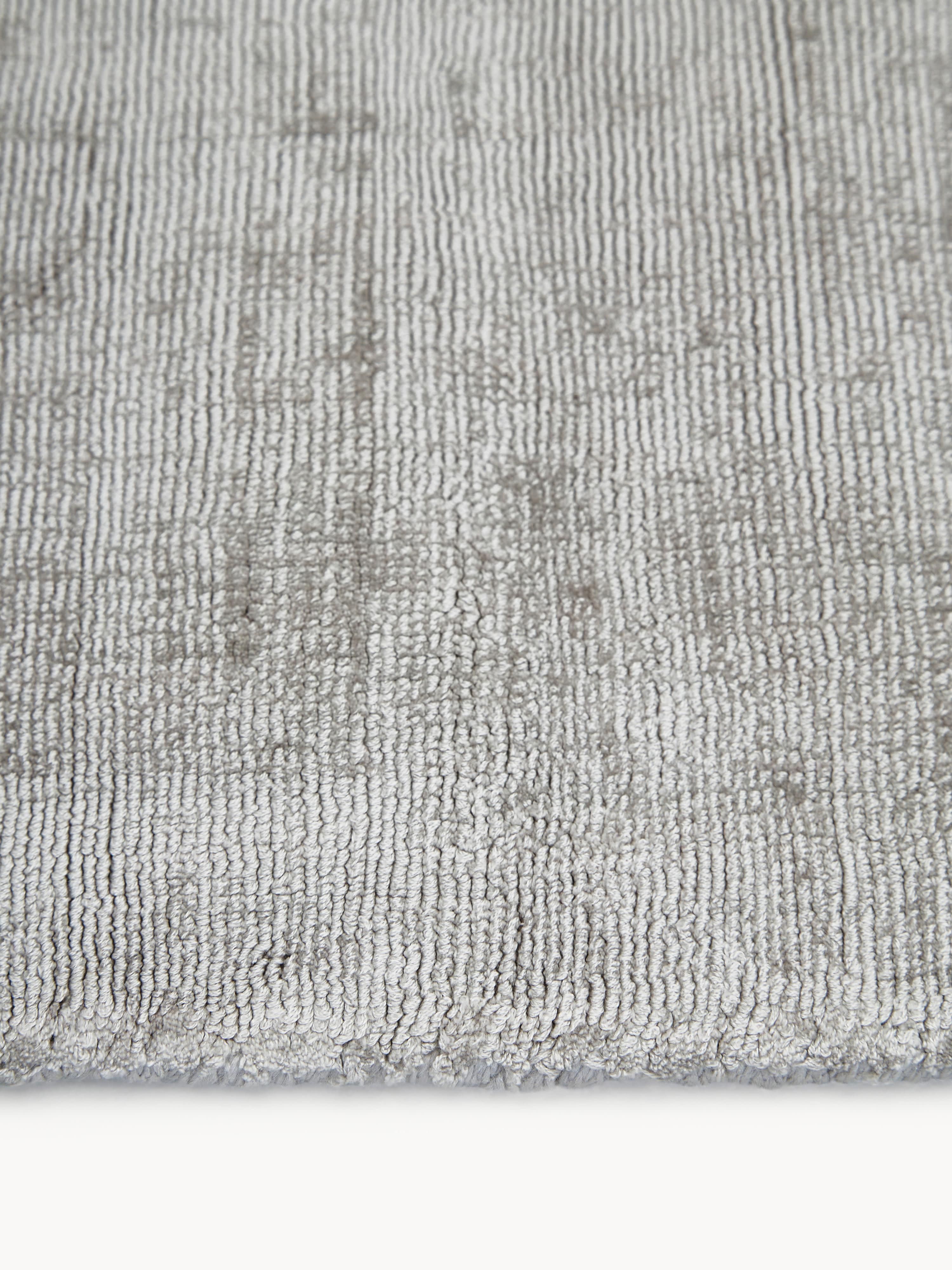 Handgeweven viscose vloerkleed Jane