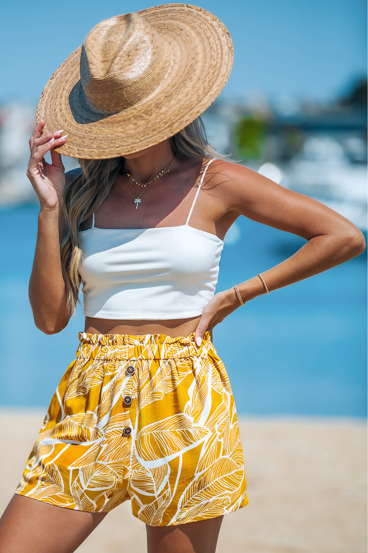 Short à jambe droite tropical jaune