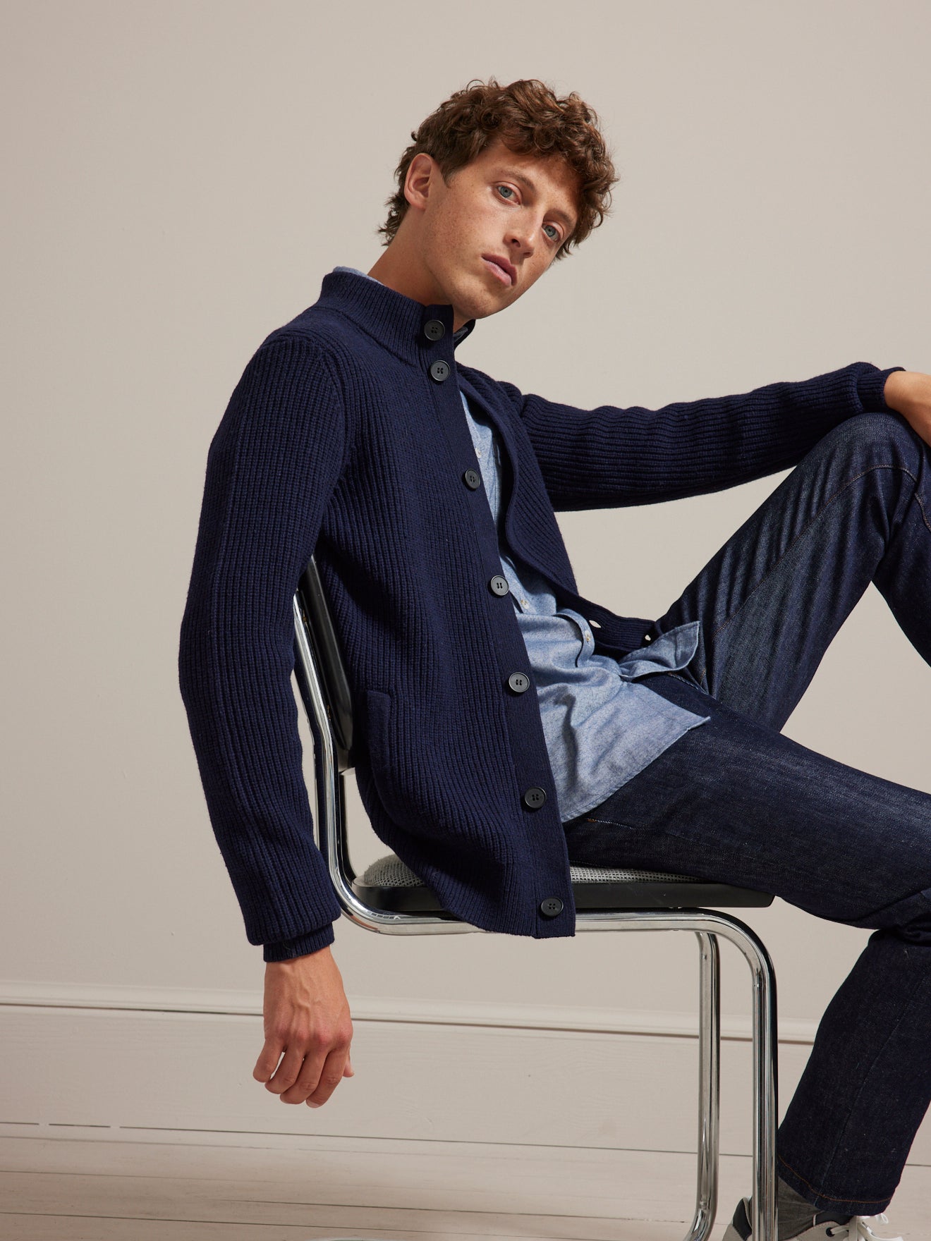 Cardigan col montant maille côtelée homme