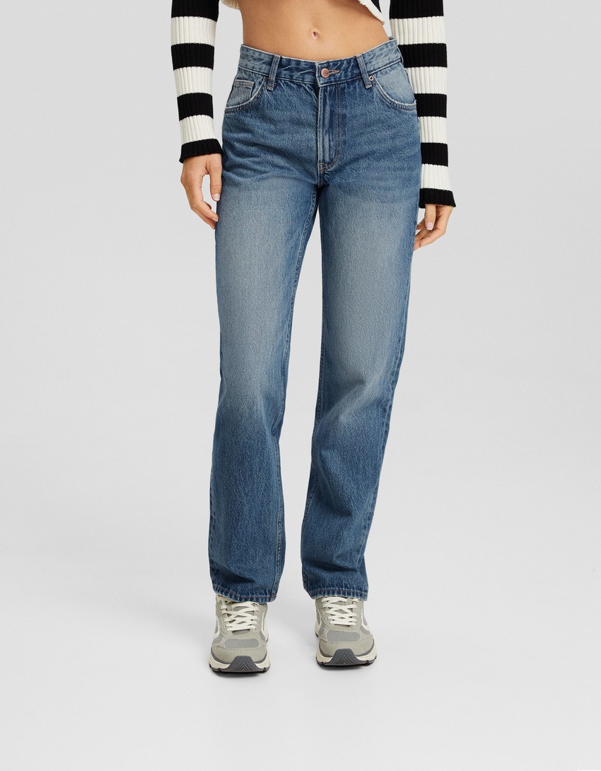 calça jeans de corte reto