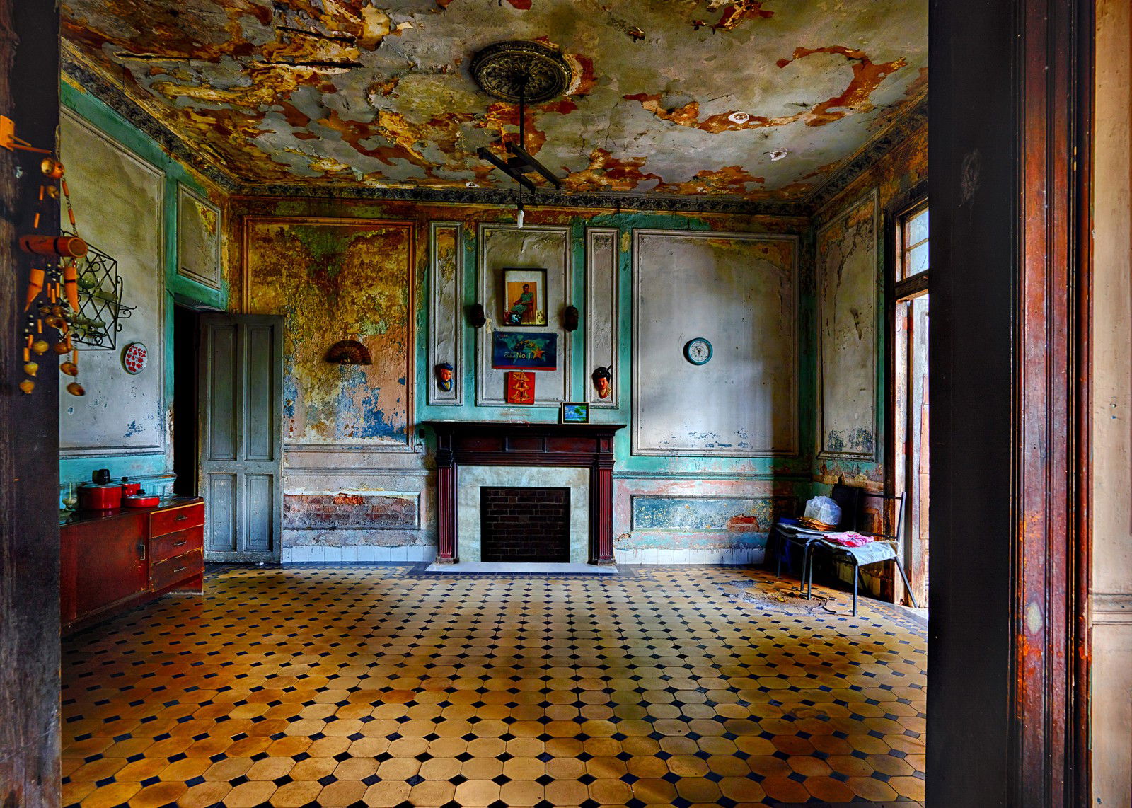 House of Flora - Havana by Werner Pawlok - Limited Edition. Edition of: 150. Signed.
