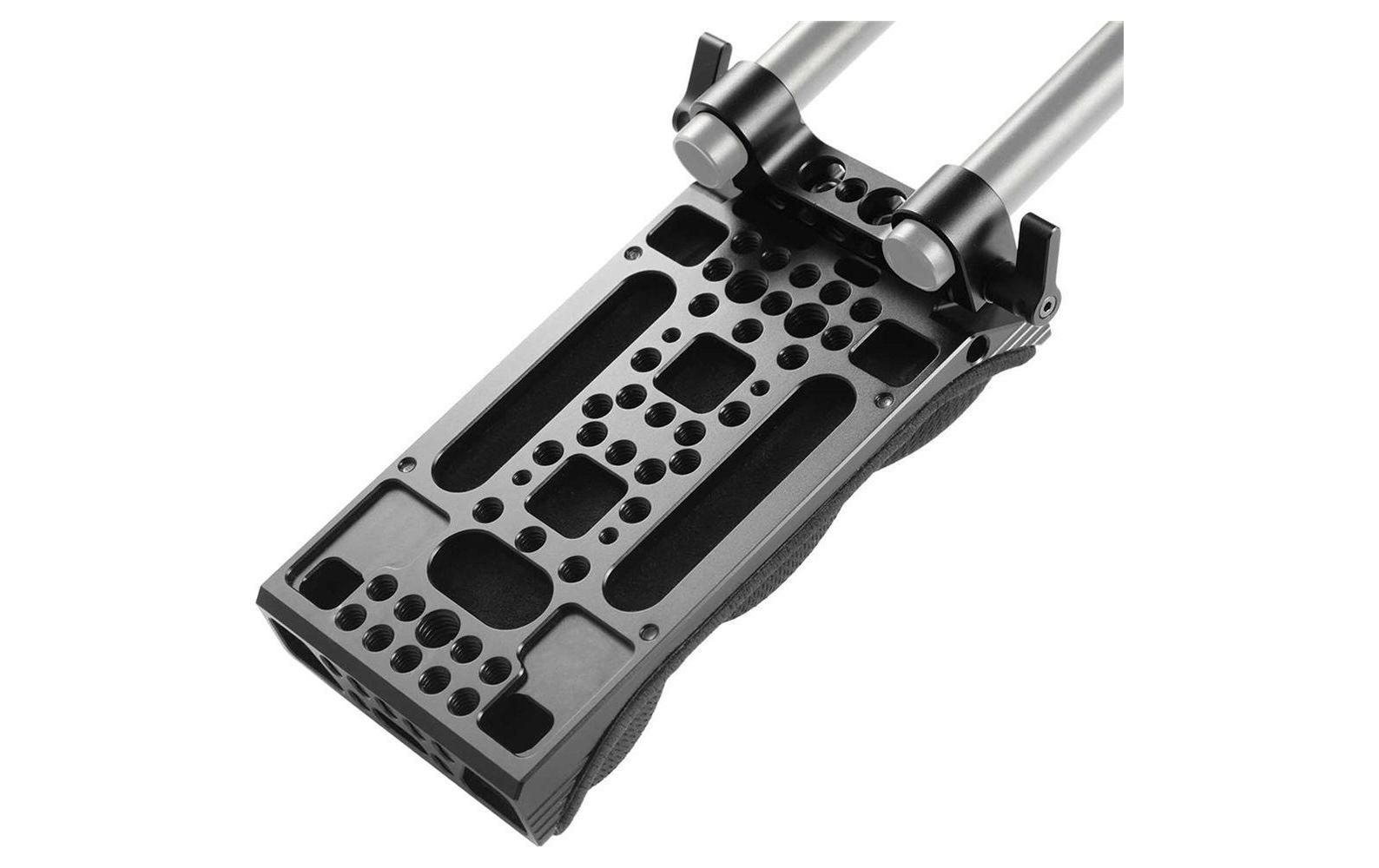 Adapter Universal Shoulder Pad With 15mm RailBlockPolsterpad, welches für den Gebrauch auf der Schulter geeignet ist