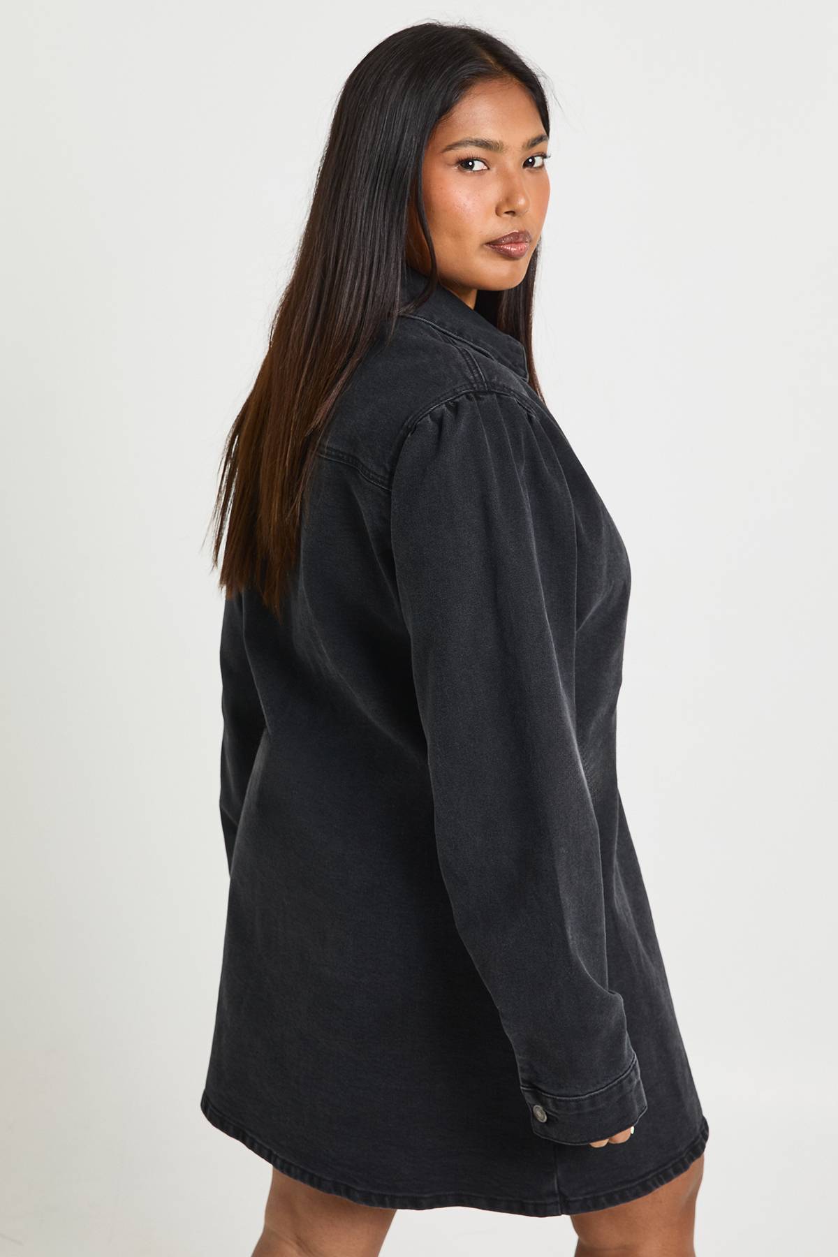 boohoo Robe Portefeuille en Denim Grande Taille