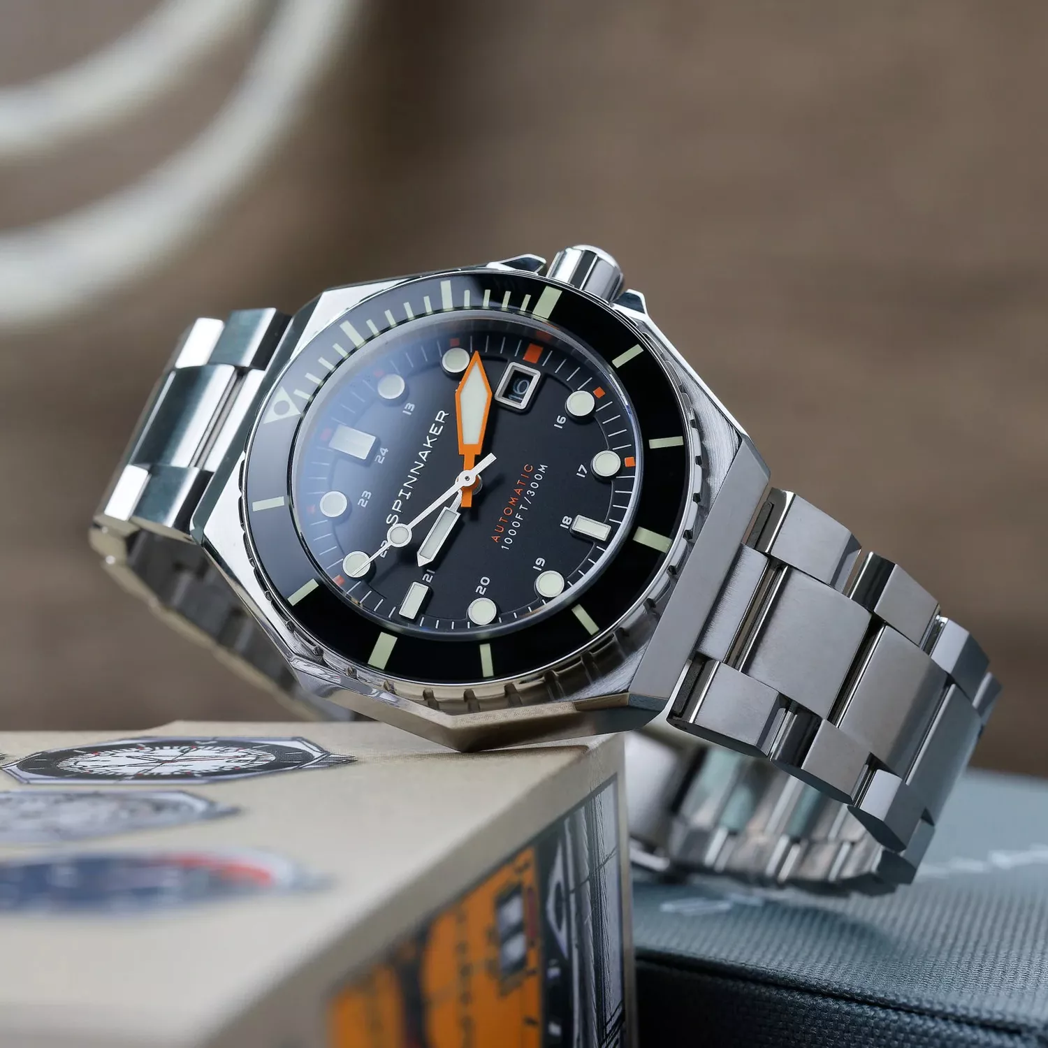 Spinnaker Dumas Classic Black SP-5081-FF
