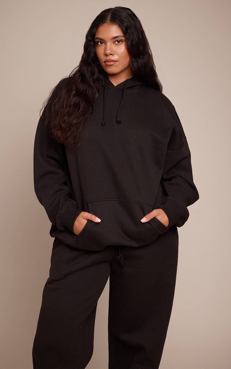 Noir Jogging Shape PrettyLittleThing