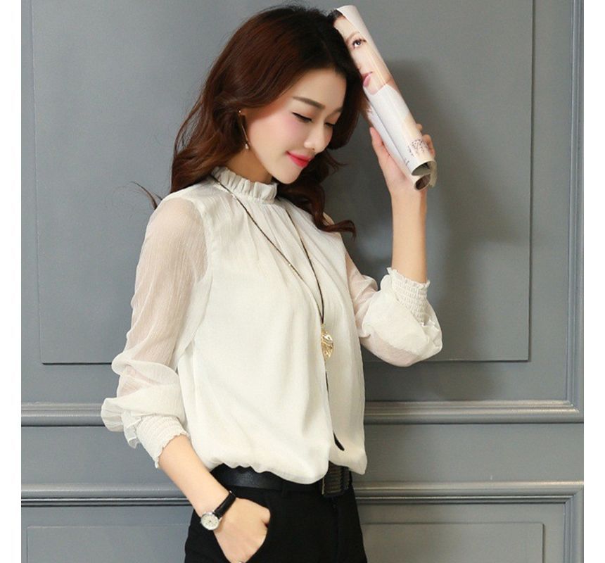 Muezz - Chiffon blouse met pofmouwen en col