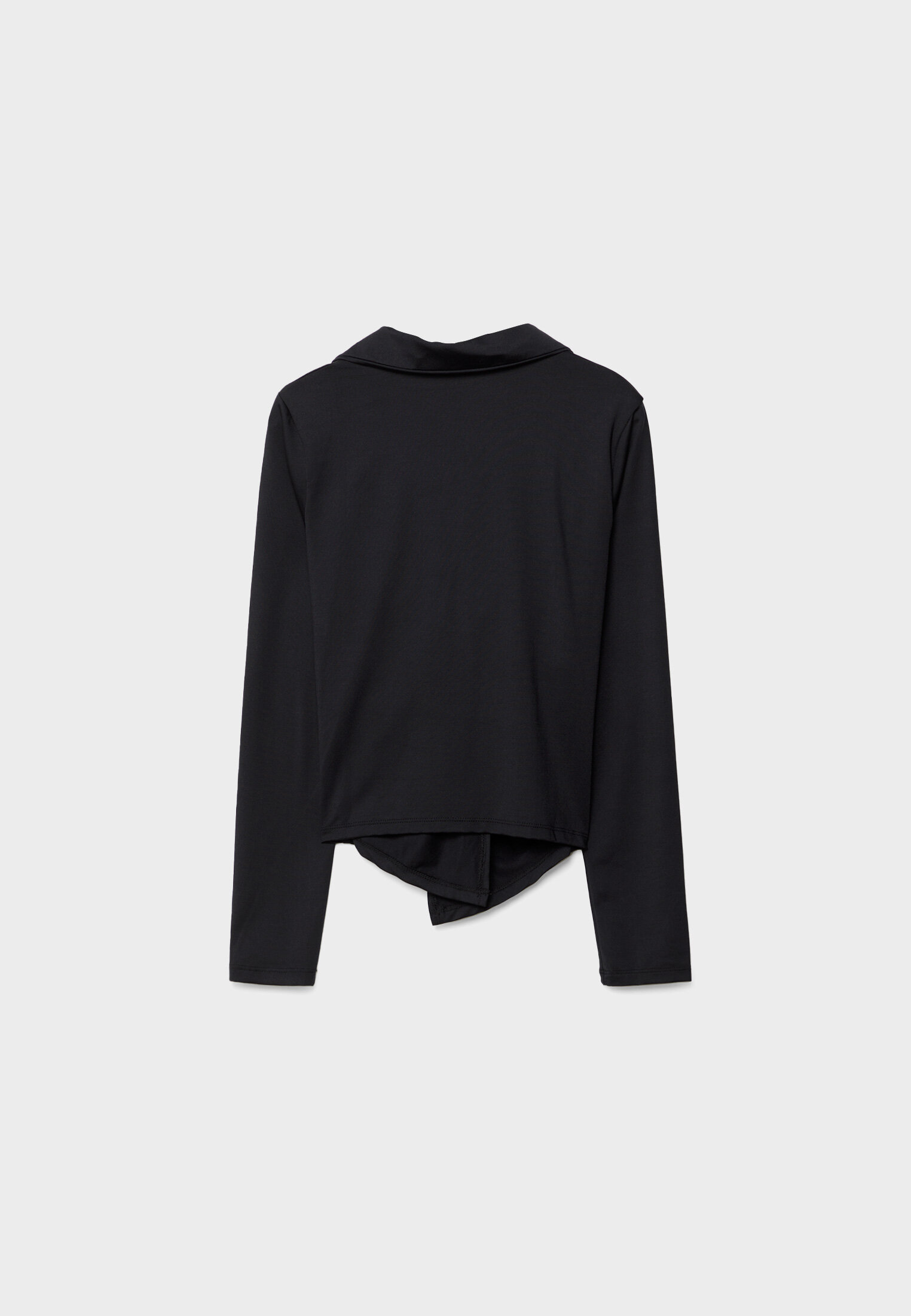 Blusa com decote em V e nó