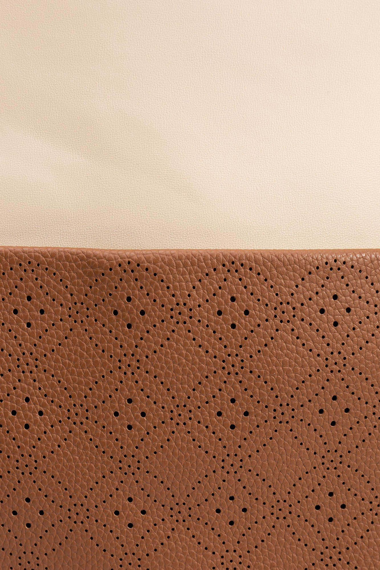 Mochila Combinada Perfurada - Bege