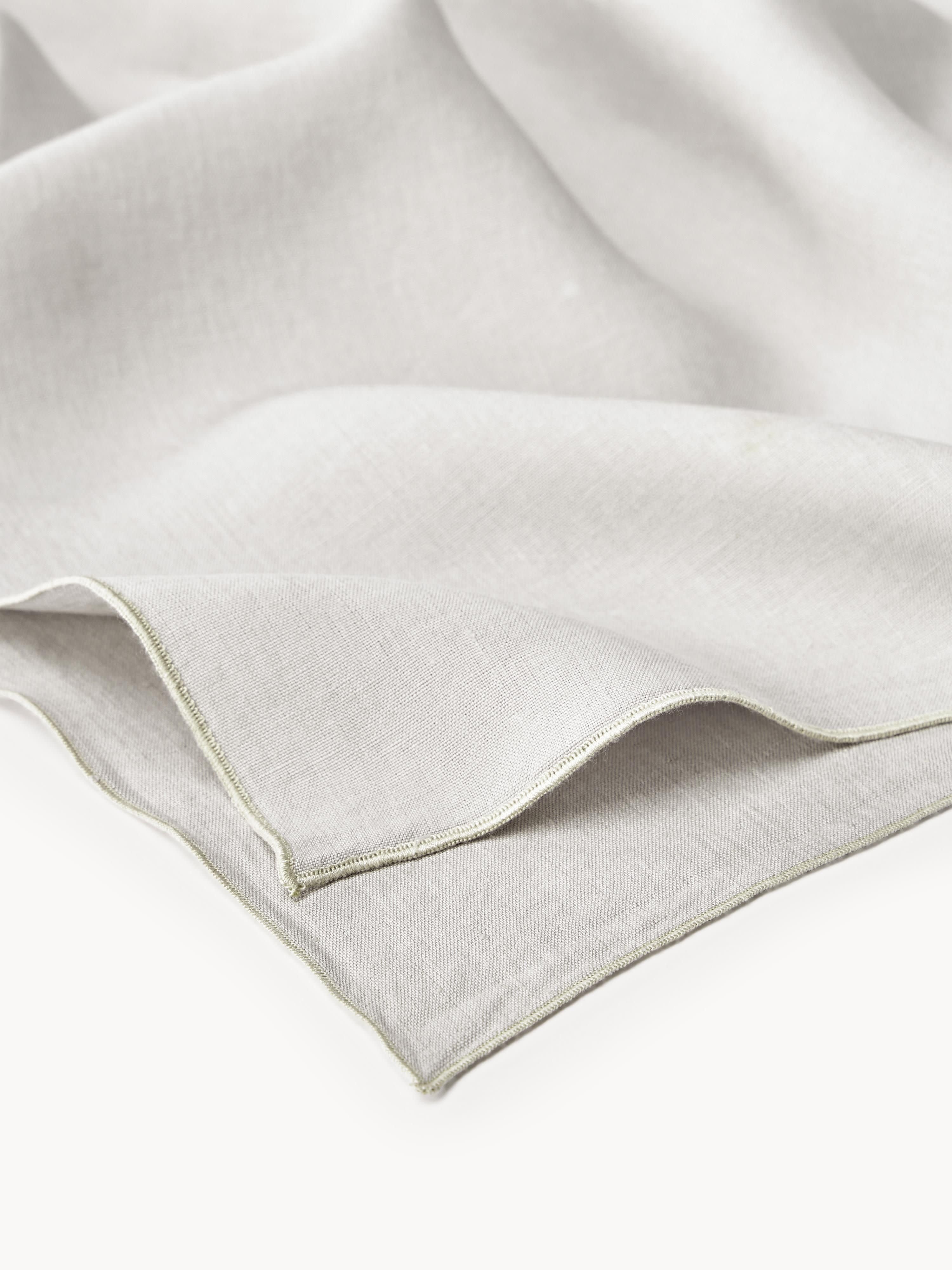 Linnen tafelkleed Kennedy met decoratieve rand