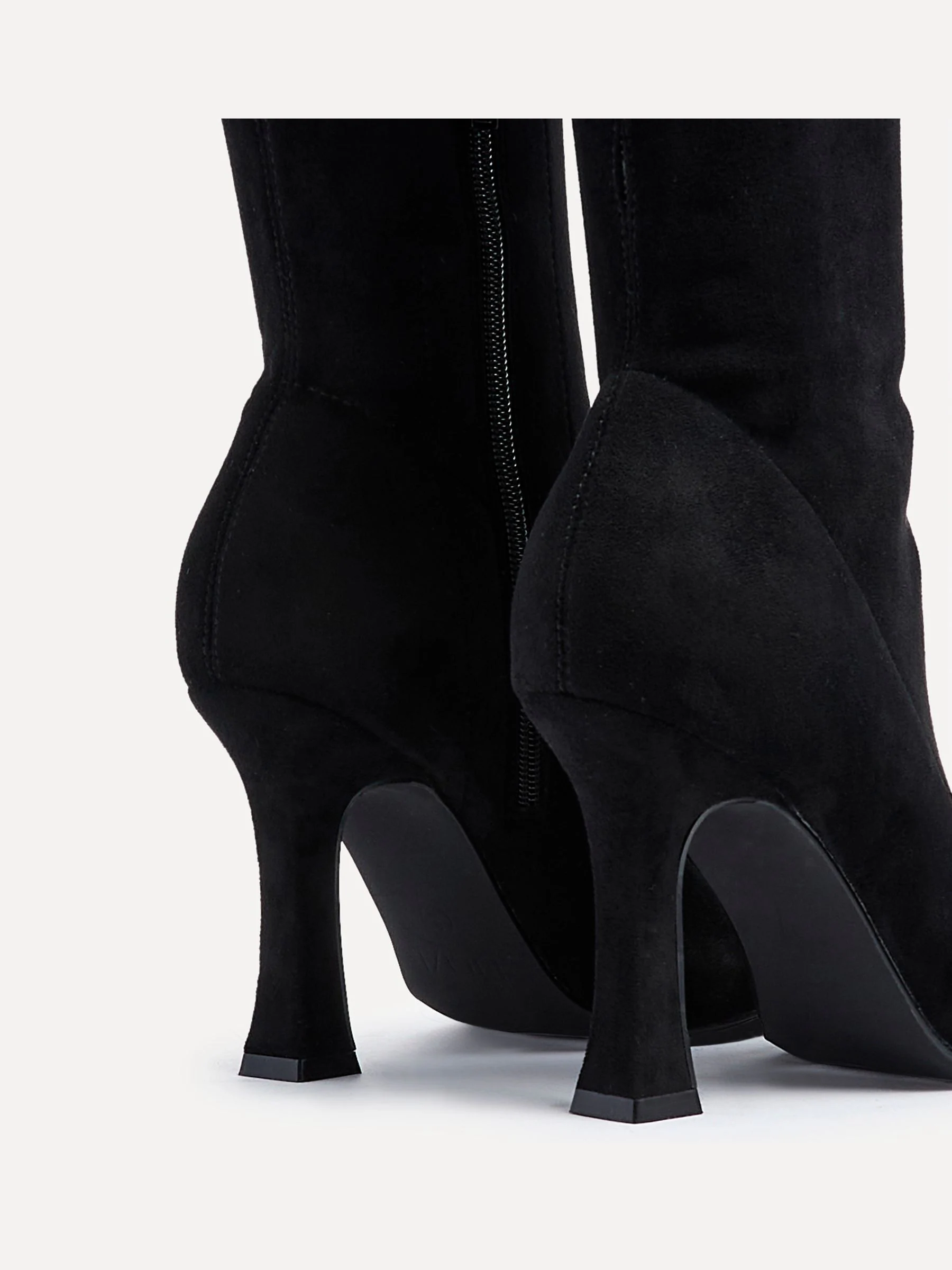 Zwart - Linzi Gabrielle High Leg Stretch Faux Suede Boots