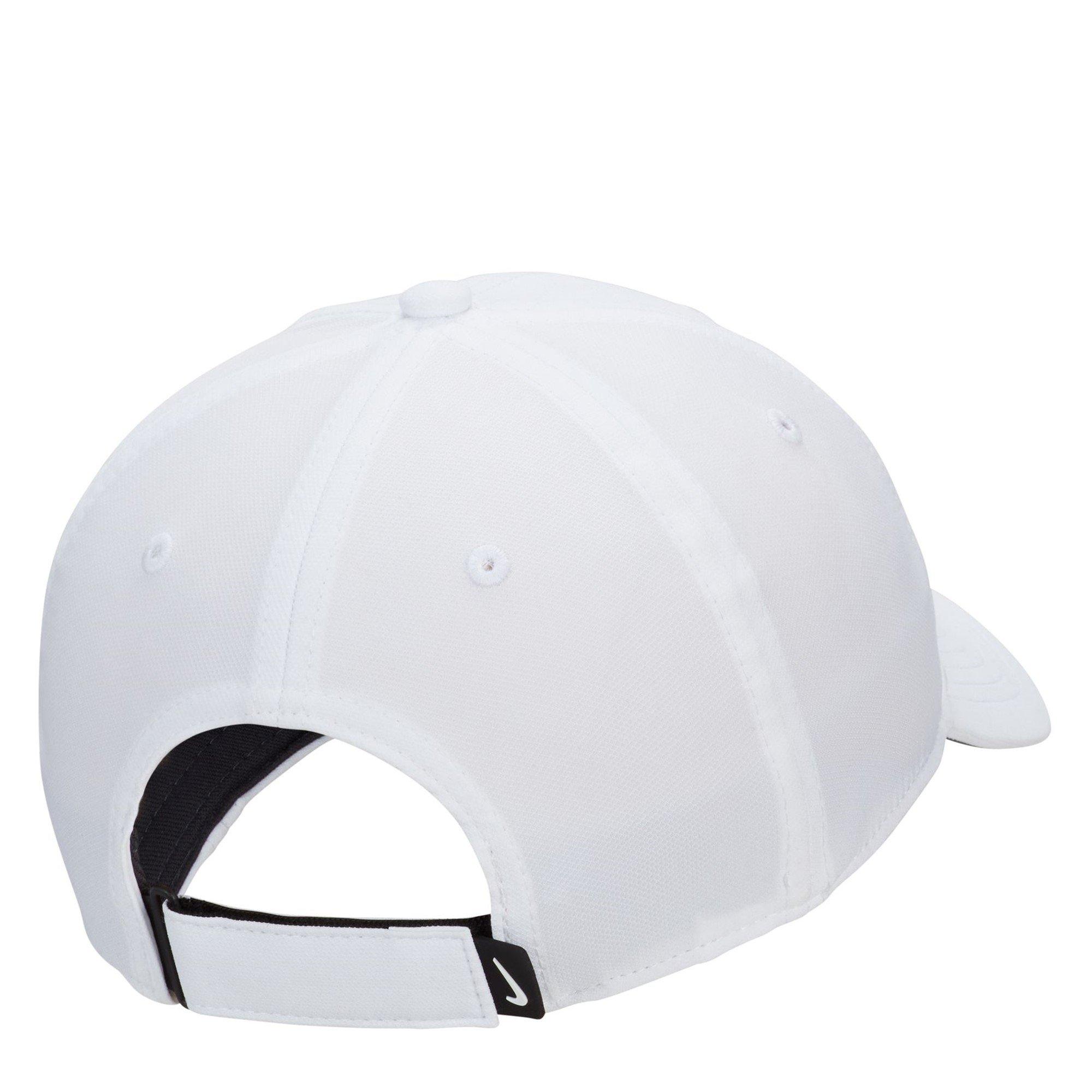 Nike Dri FIT Club Structured Swoosh Cap