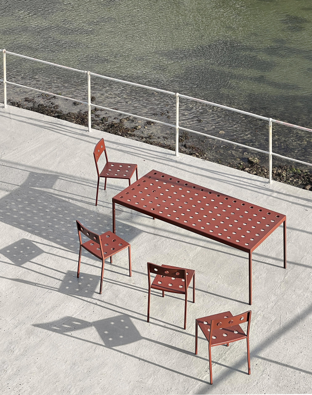 Hay Balcony Dining tuinstoel iron red