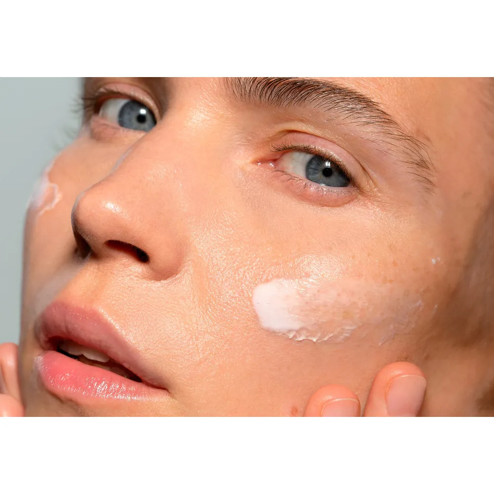 Mádara Retinol Alternative Plant-Powered Day Cream - 50 ml.