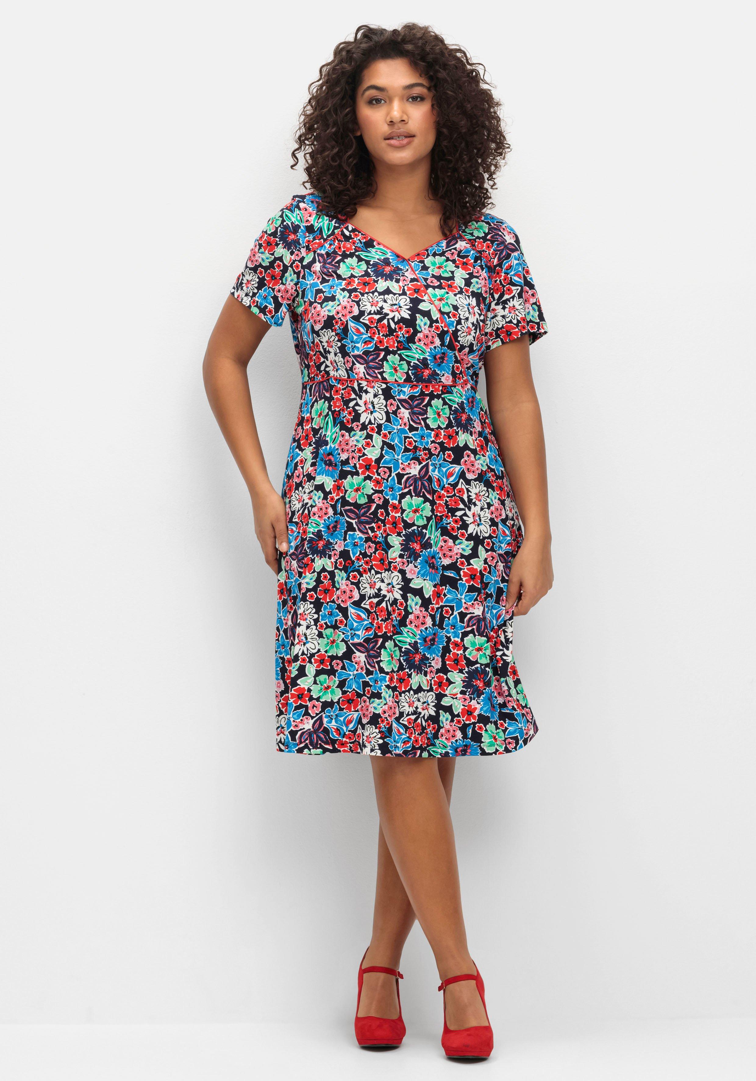 Jerseykleid in Wickeloptik, mit Blumendruck