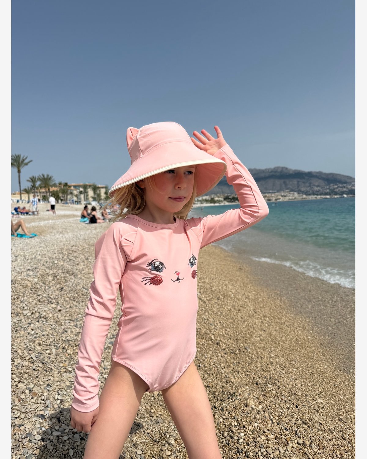 Badedrakt Langermet m/ Glitrende Paljetter – UV 40+ | Kitty LS Swimsuit