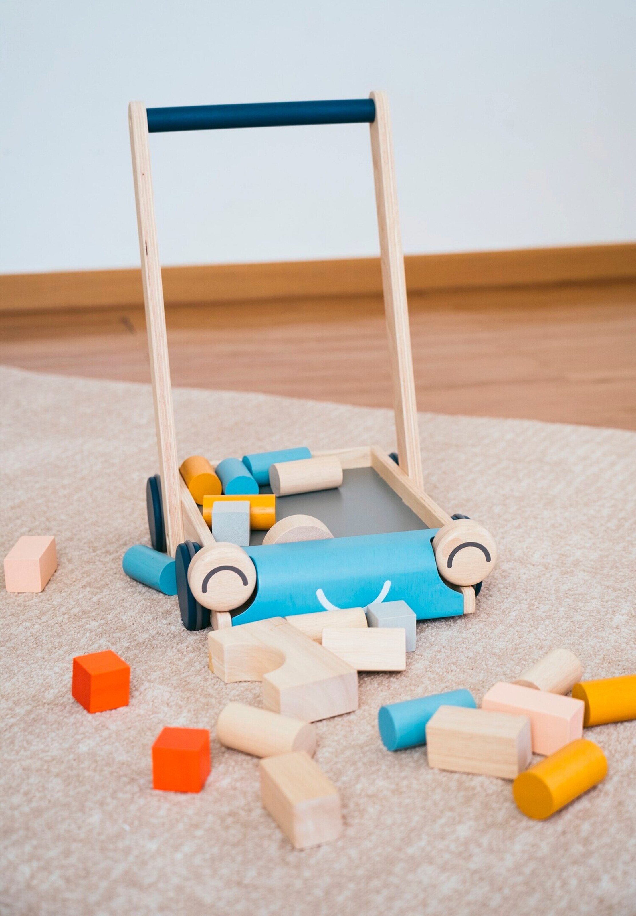 PlanToys Lauflernwagen Orchard