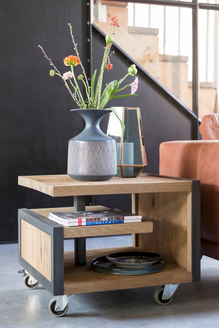 Henders en Hazel Metalo Hoektafel