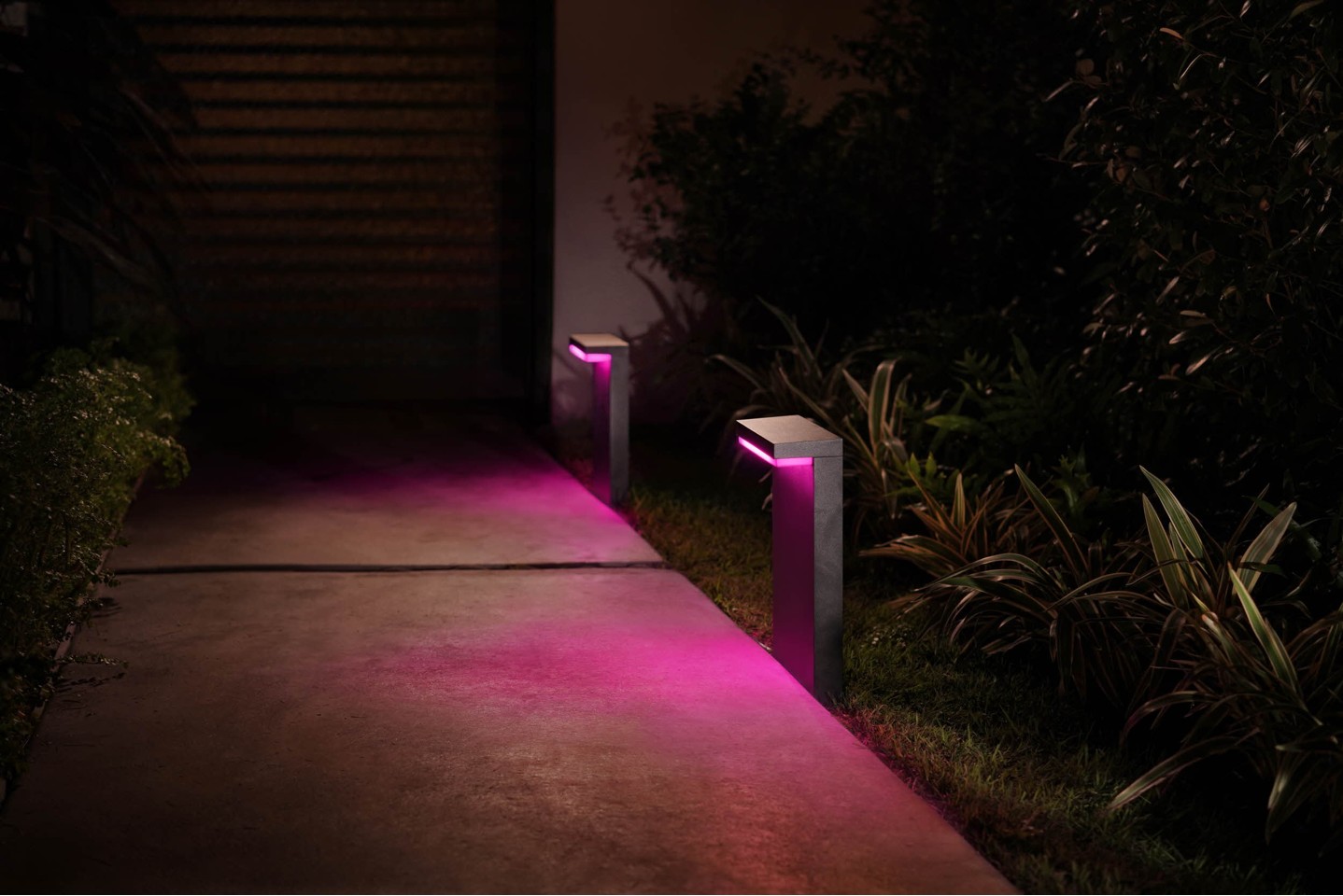Philips Hue - Nyro Bedlampe - White & Color Ambiance