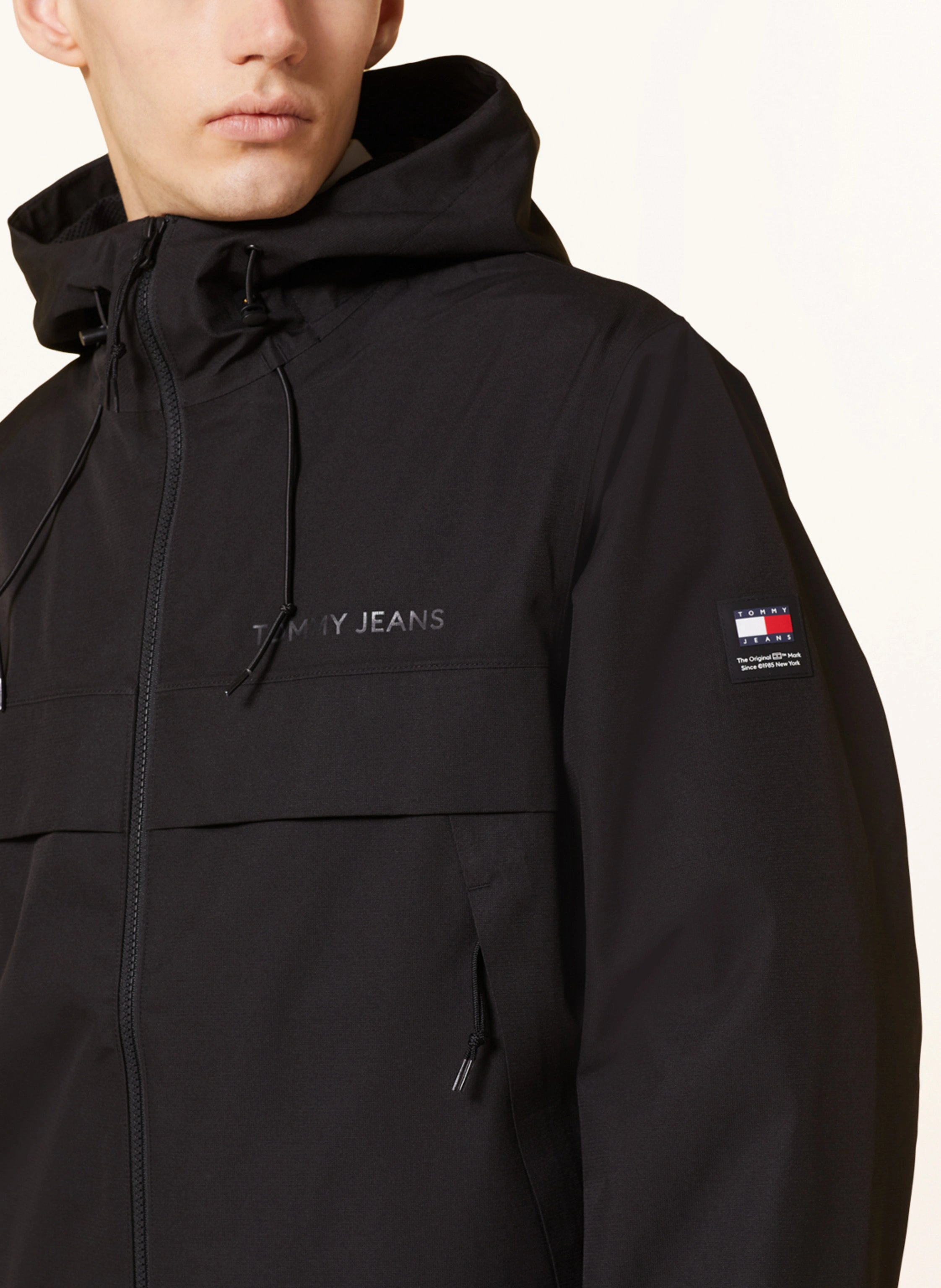 TOMMY JEANS Jacke
