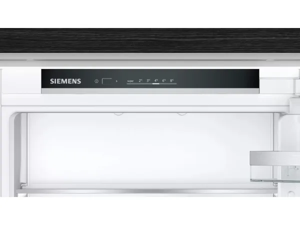 Siemens iQ300 KI86VVSE0 - Integreret Køle-/frysekab - bundfryser - bredde: 56 cm - dybde: 55 cm - højde: 177.5 cm - 267 liter - Klasse E - Glidehængsel