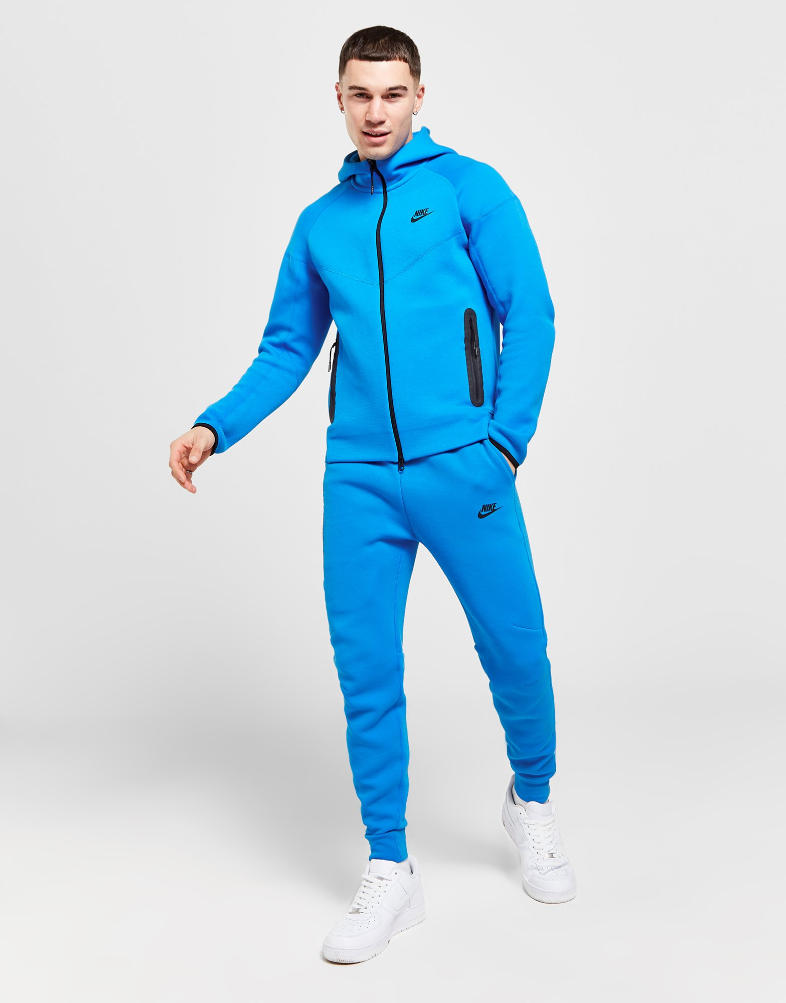 Nike Sweat à Capuche Zippé Nike Fleech Tech Homme