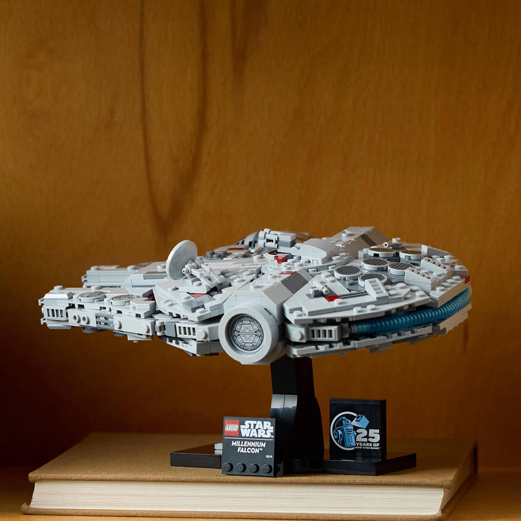 Top productMillennium Falcon Ruimteschip Bouwpakket voor Volwassenen 75375