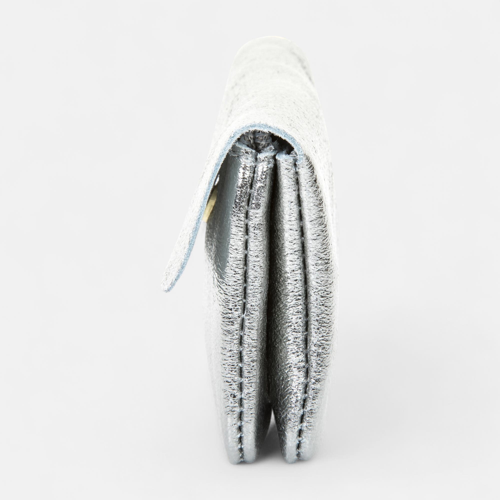 Petite maroquinerie en cuir argent