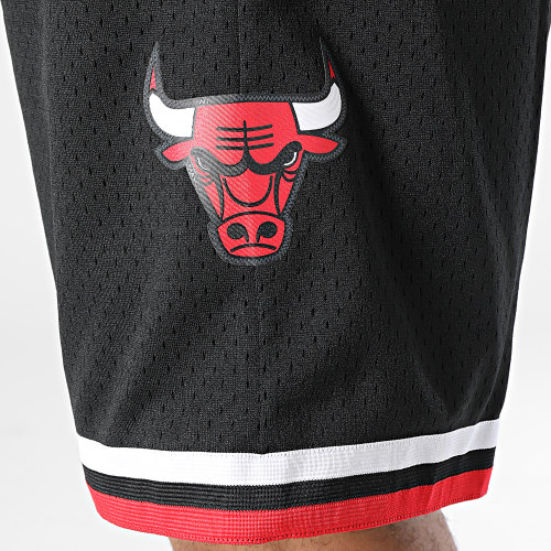 Short Jogging Chicago Bulls SMSHAC18023 Noir