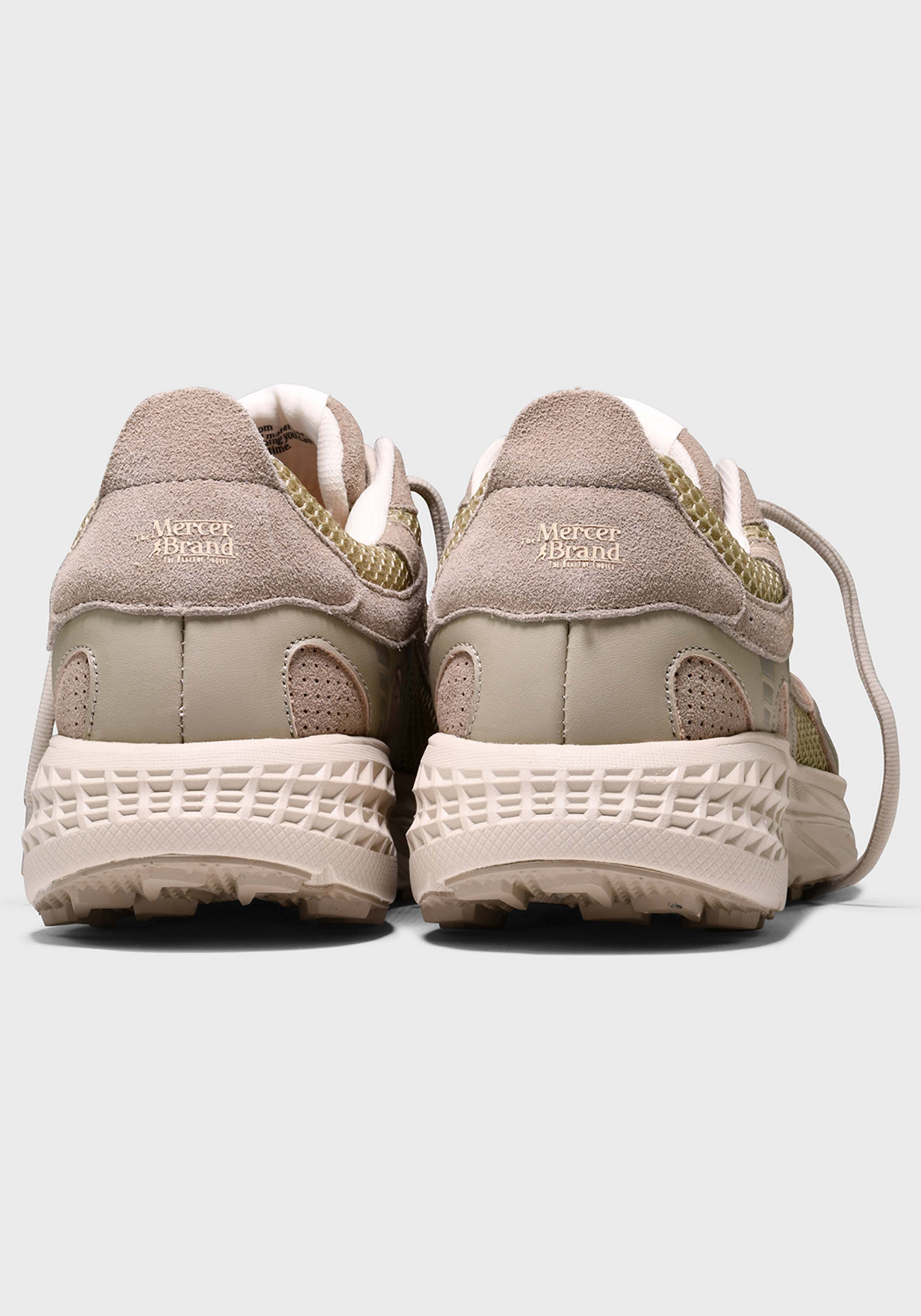 Mercer Sneaker The Re-Run Max Suede Sand